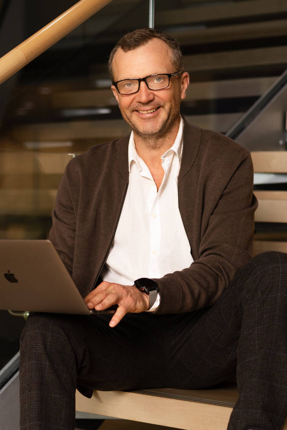 Modris Šķēls — AI mārketinga speciālists